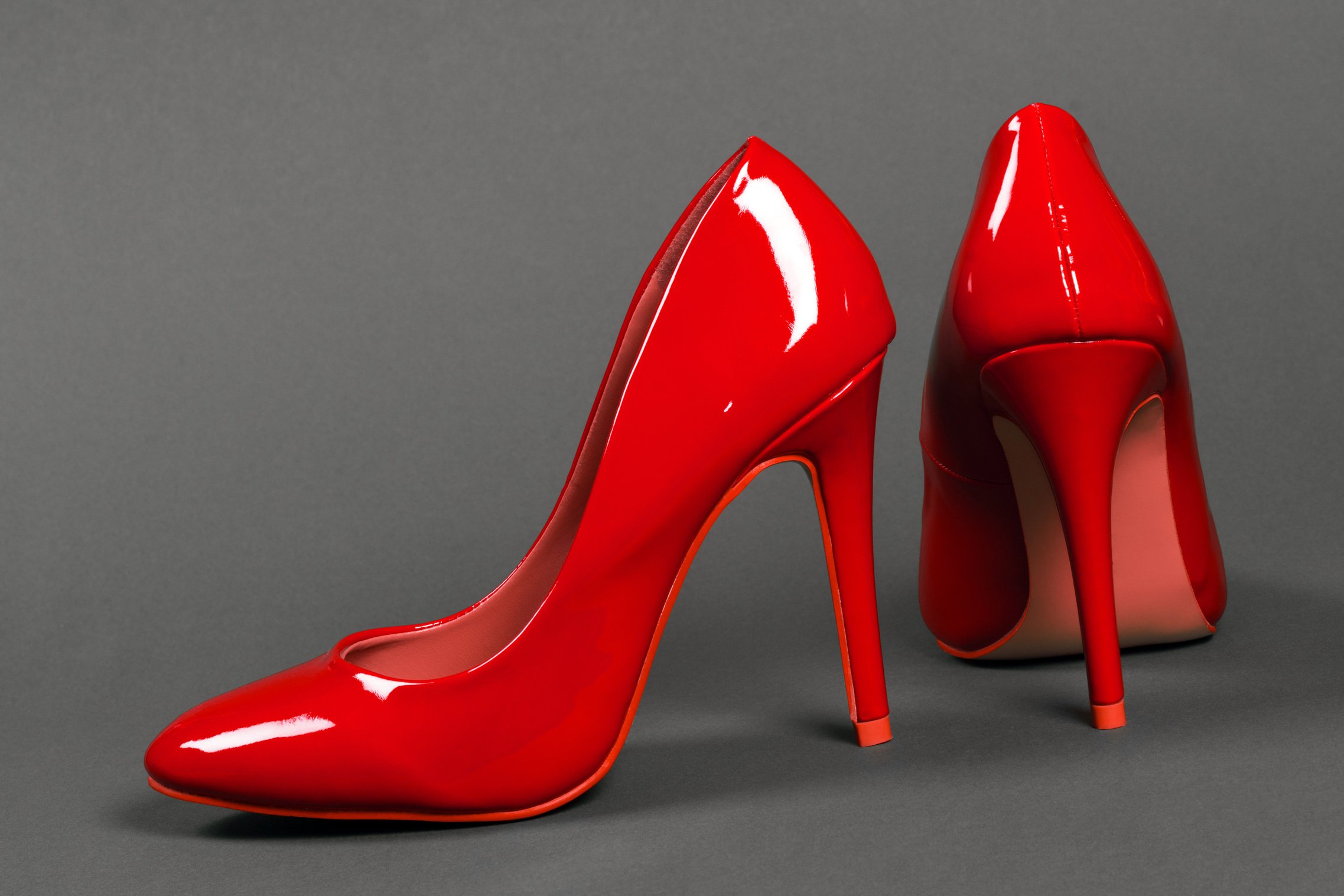 red high heels shoes